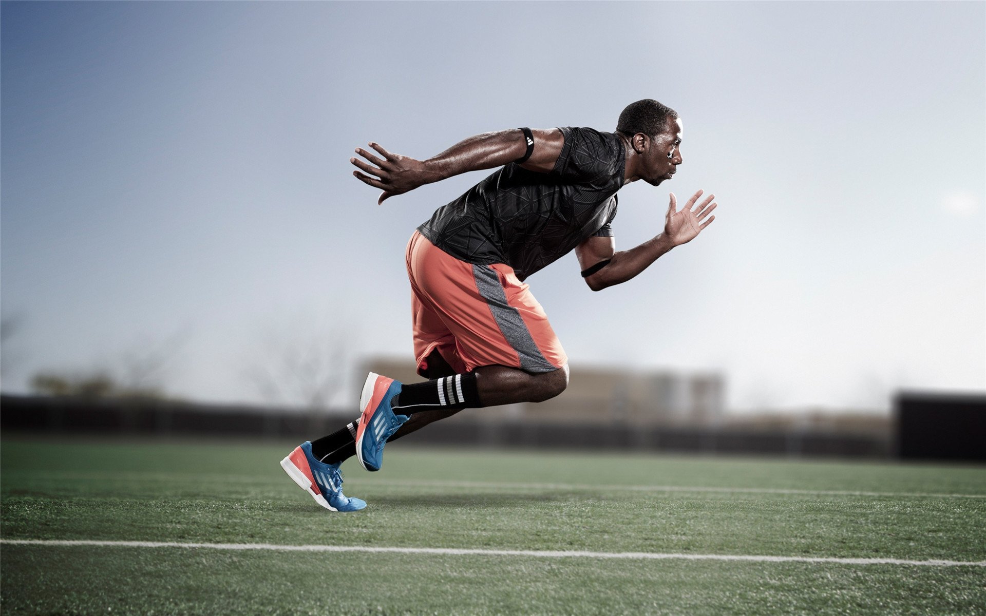 法甲青训加入语言表达测试培养组织型中场沟通力